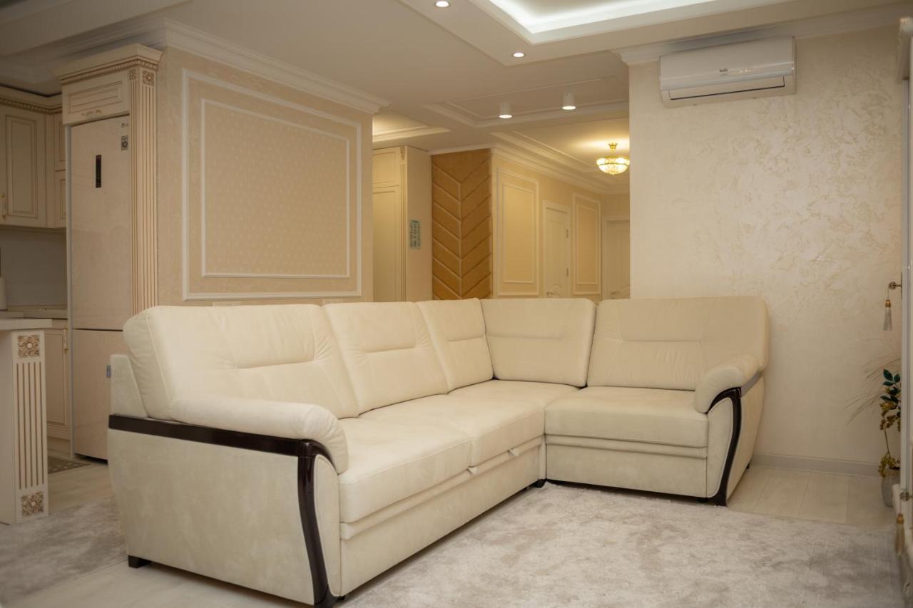 Center Candle Apartment Кишинёв Экстерьер фото